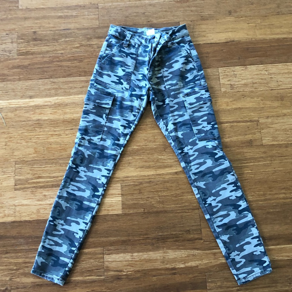 Camo cargo pants